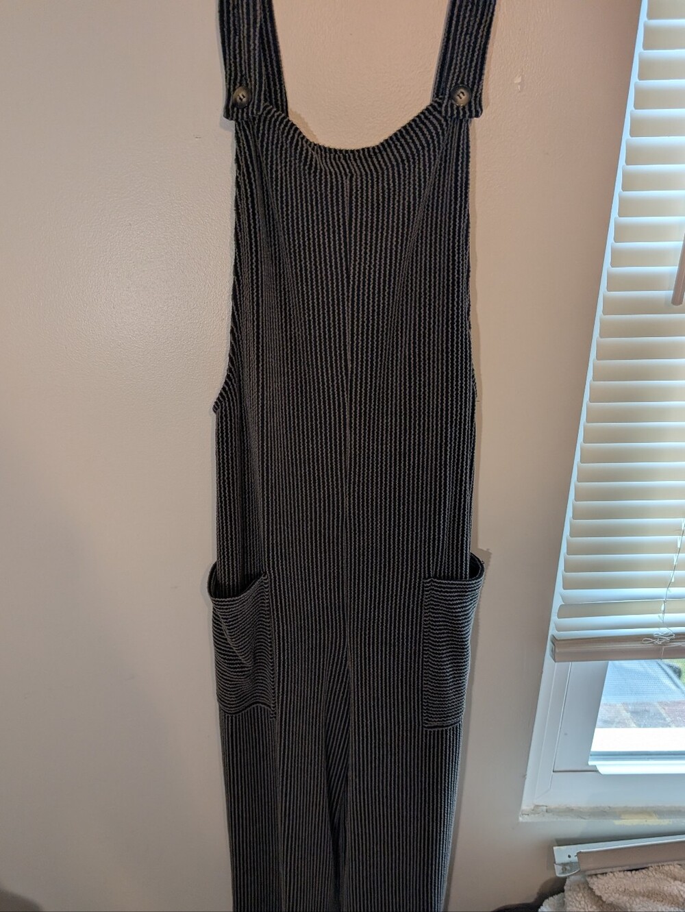 Knit Wide-Leg Overall Jumpsuit with Pockets
